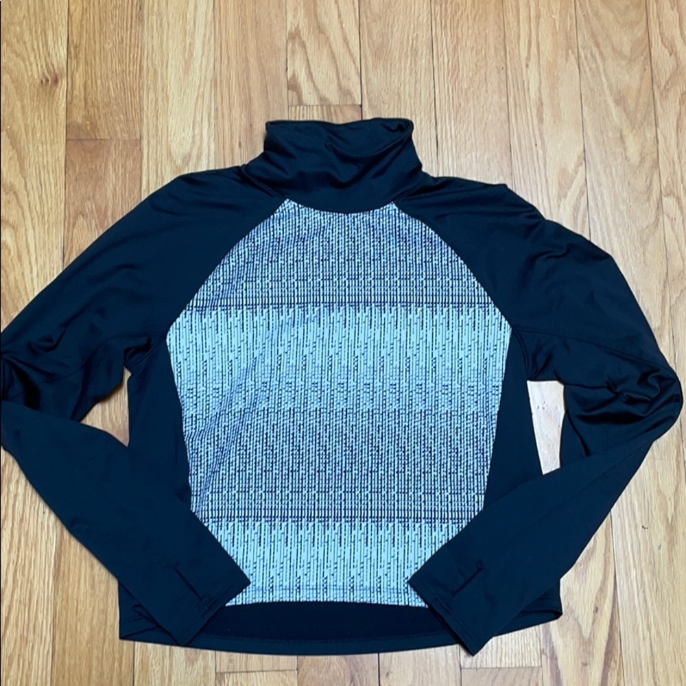 Under armor long sleeve turtle neck workout shirt